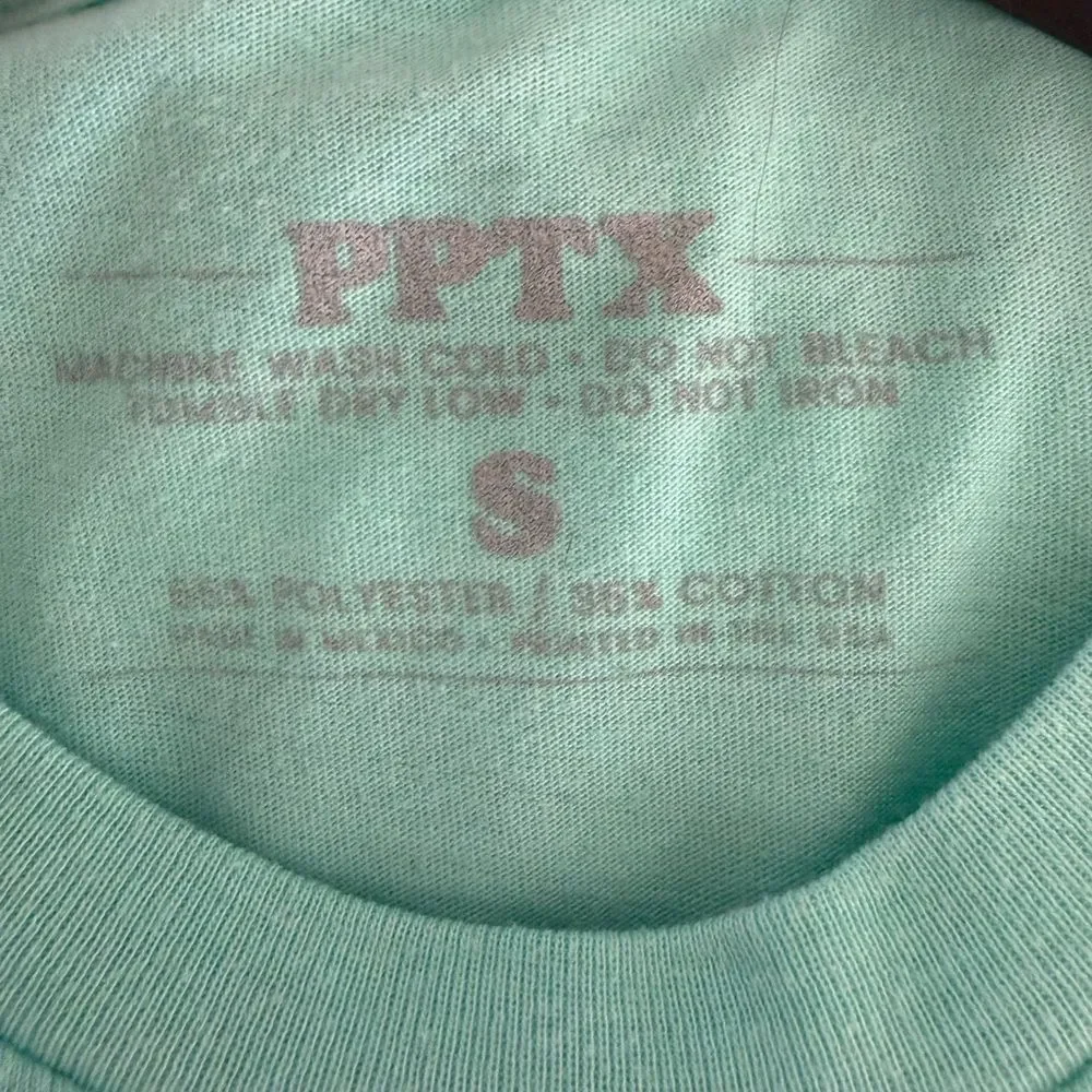 PPTX Festive Graphic Tee with Nutcracker turquoise and pink